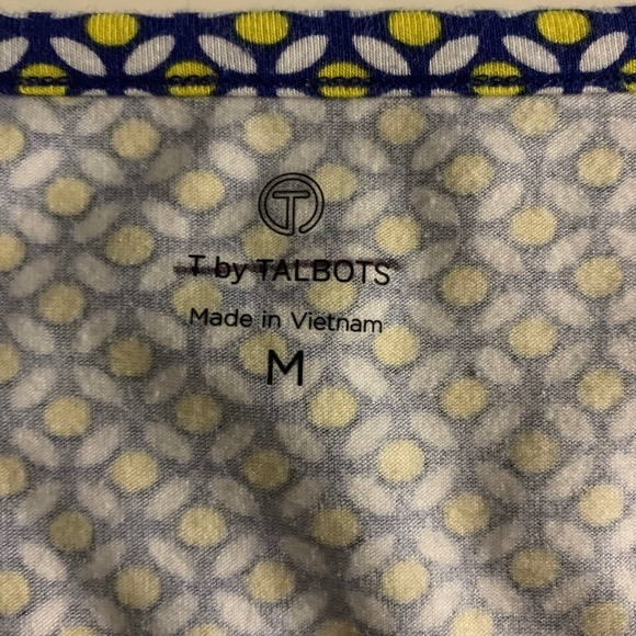 T by Talbots Shirt Womens Medium Knit Pullover Activewear Geometric Stretch Top - Picture 8 of 9